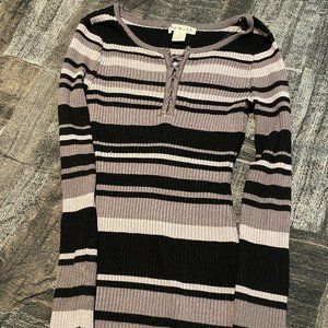 Say What? 90s vintage long sleeve medium size